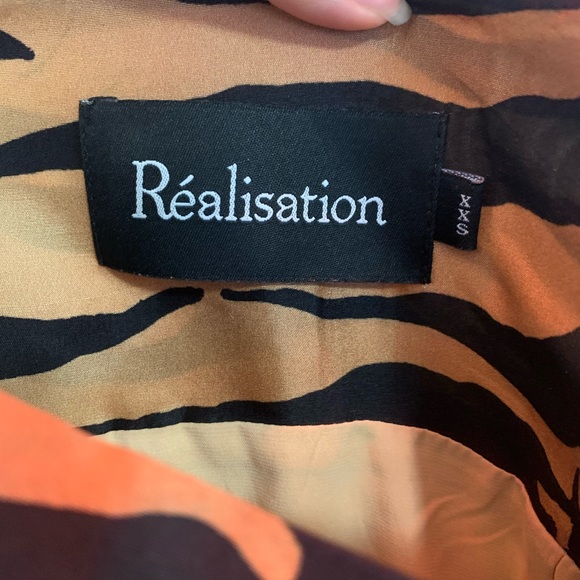 Realisation Par “THE CHRISTY” dress tiger - Picture 4 of 4